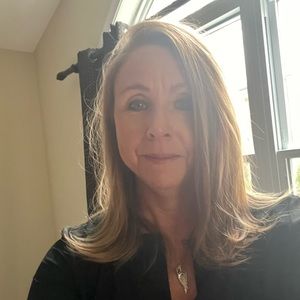 Meet your Posher, Cathy